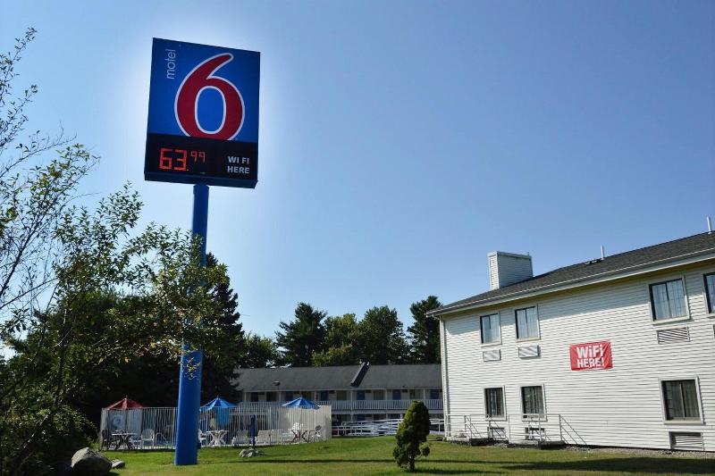 Motel 6 Nashua image