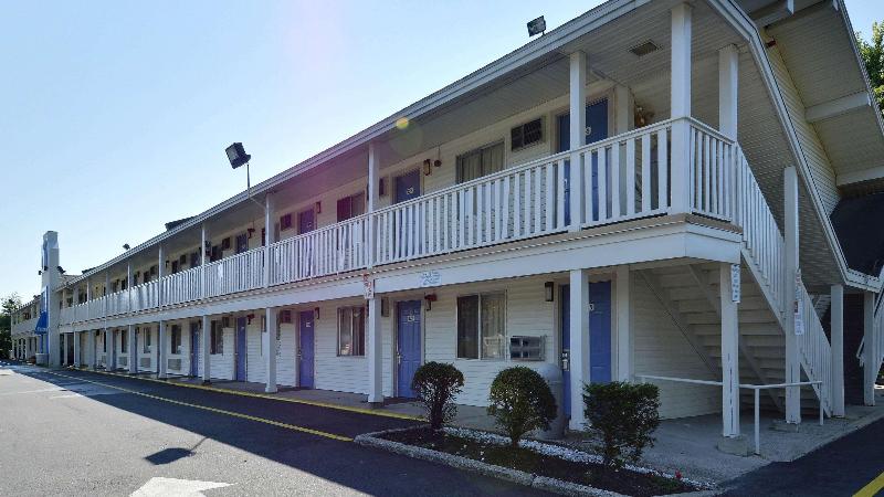 Motel 6 Nashua image