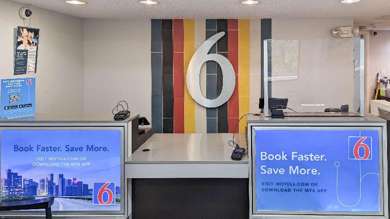 Motel 6 Nashua image