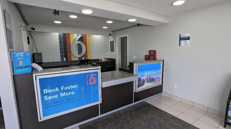 Motel 6 Nashua image