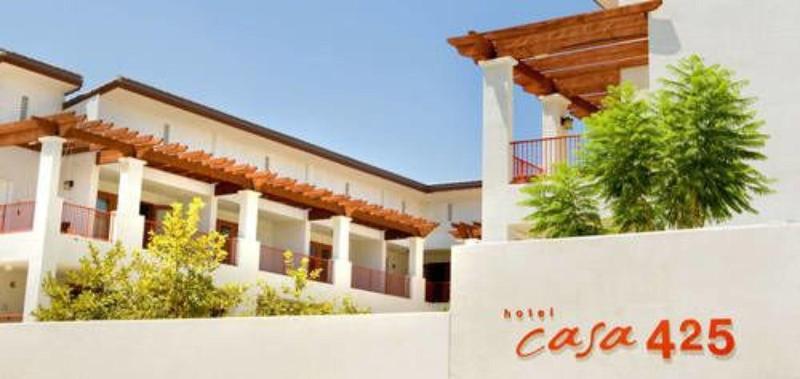 Casa 425 Lounge A Four Sisters Inn image