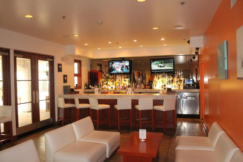 Casa 425 Lounge A Four Sisters Inn image