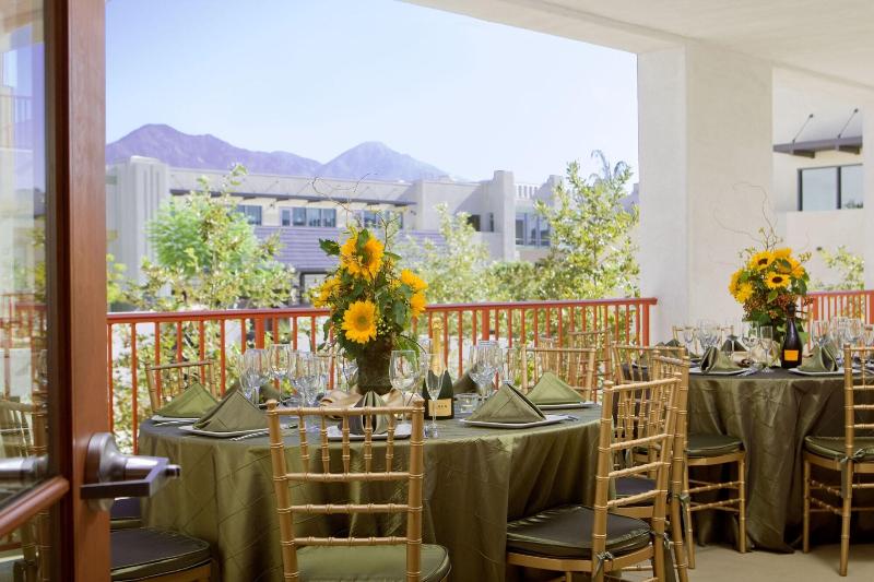 Casa 425 Lounge A Four Sisters Inn image