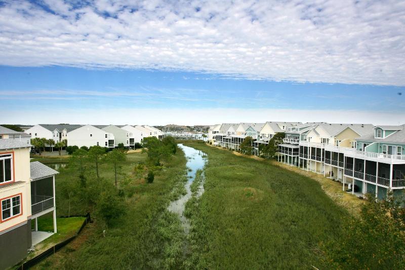 Water S Edge Inn Adults Only image