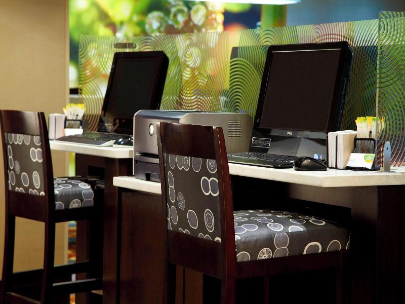 Courtyard By Marriott Ithaca Airport University image