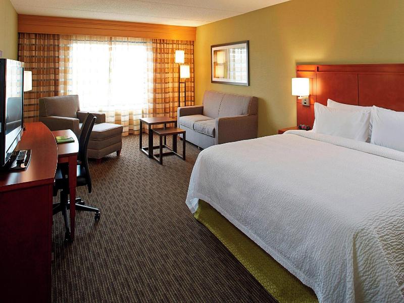 Courtyard By Marriott Ithaca Airport University image