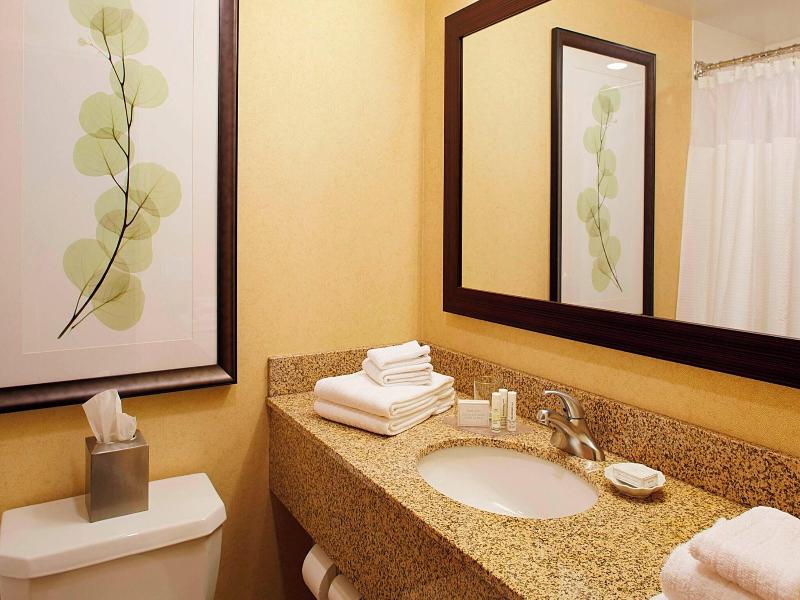 Courtyard By Marriott Ithaca Airport University image