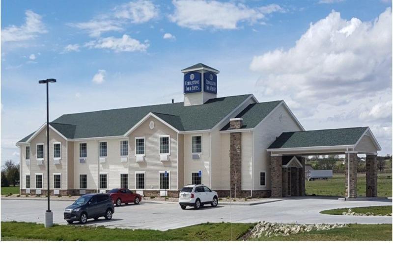 Cobblestone Inn Suites Cambridge image