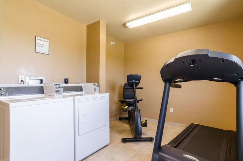 Cobblestone Inn Suites Cambridge image