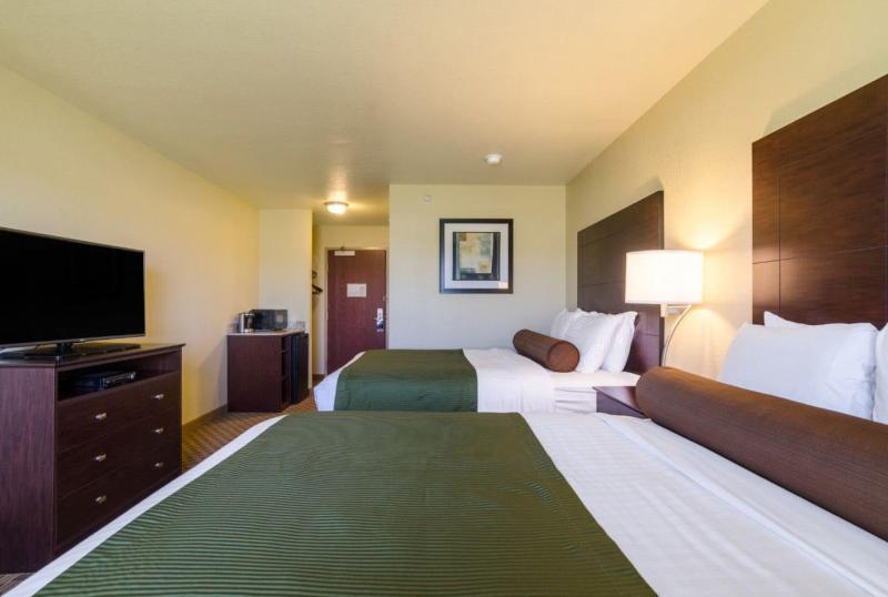 Cobblestone Inn Suites Cambridge image 7