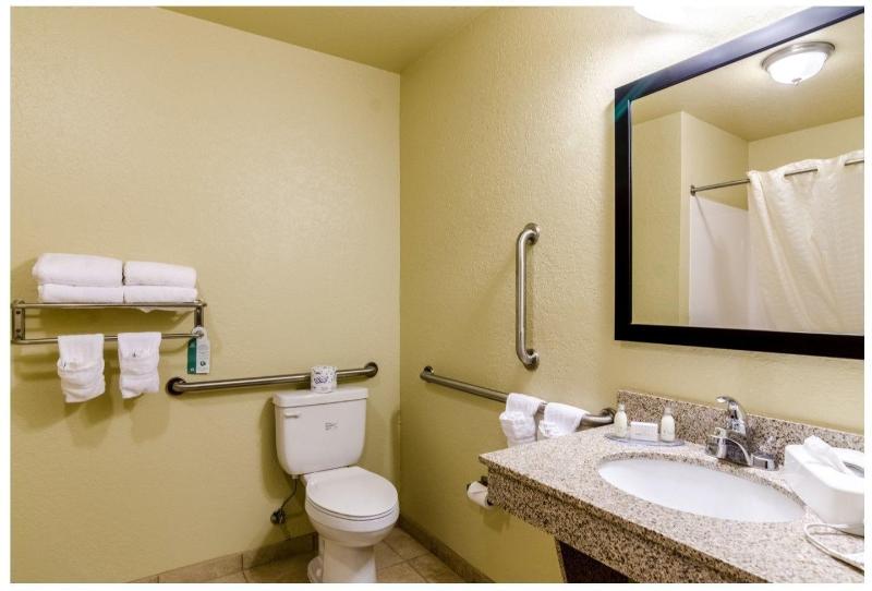 Cobblestone Inn Suites Cambridge image