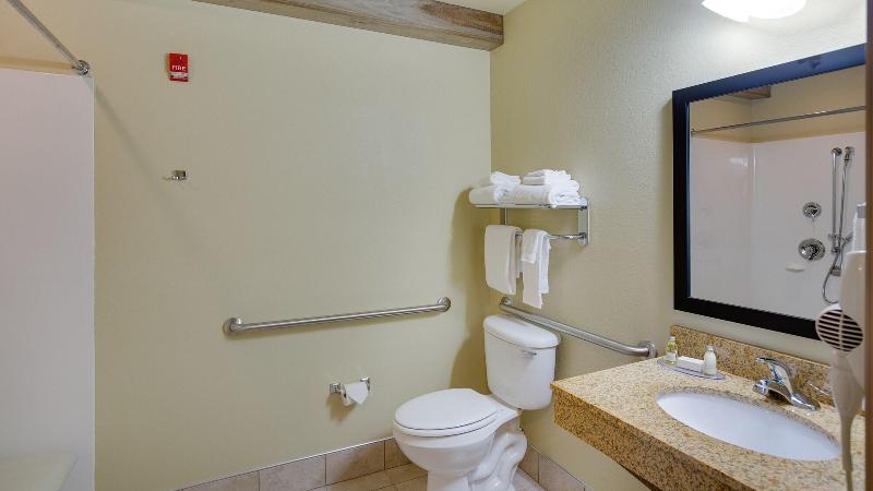 Cobblestone Inn Suites Durand image
