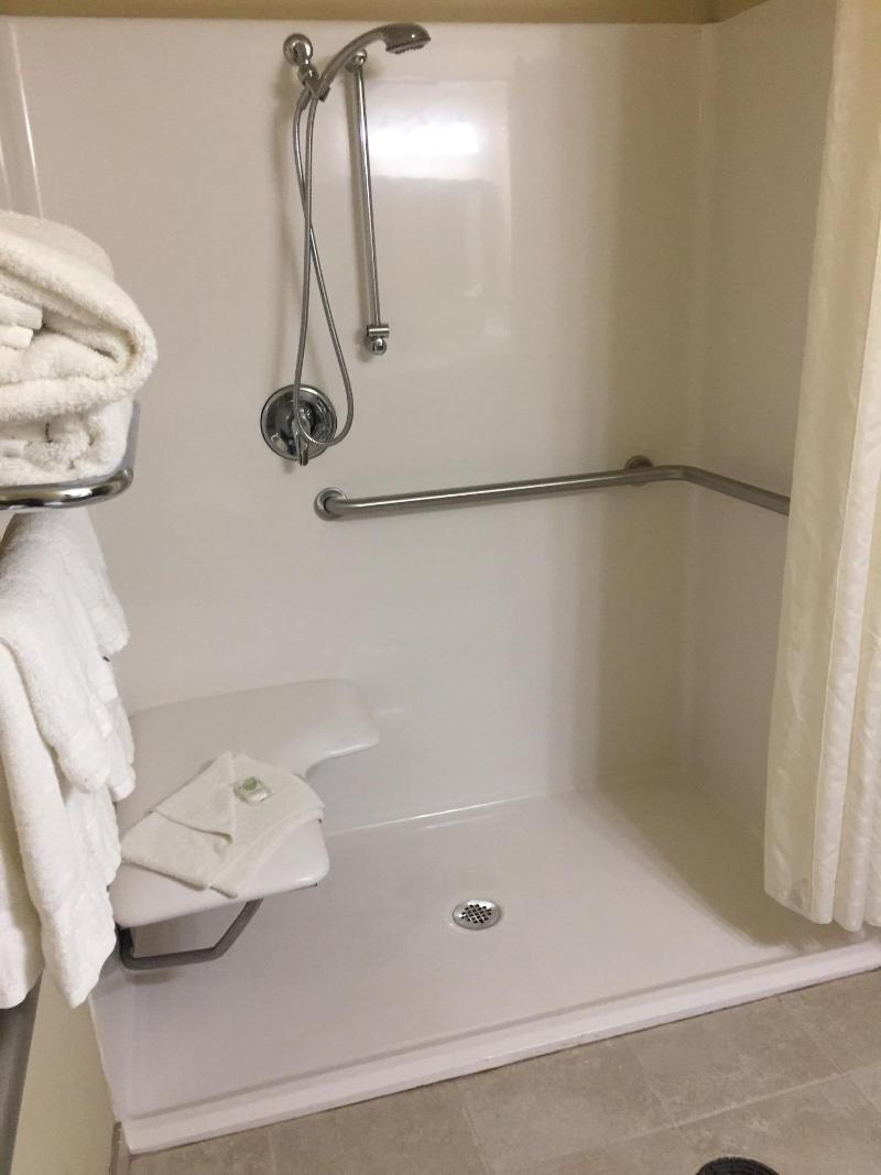Cobblestone Inn Suites Bloomfield image