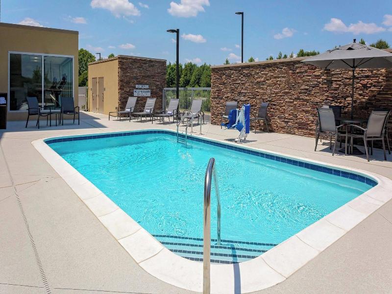 Fairfield Inn Suites By Marriott Memphis Colliervi