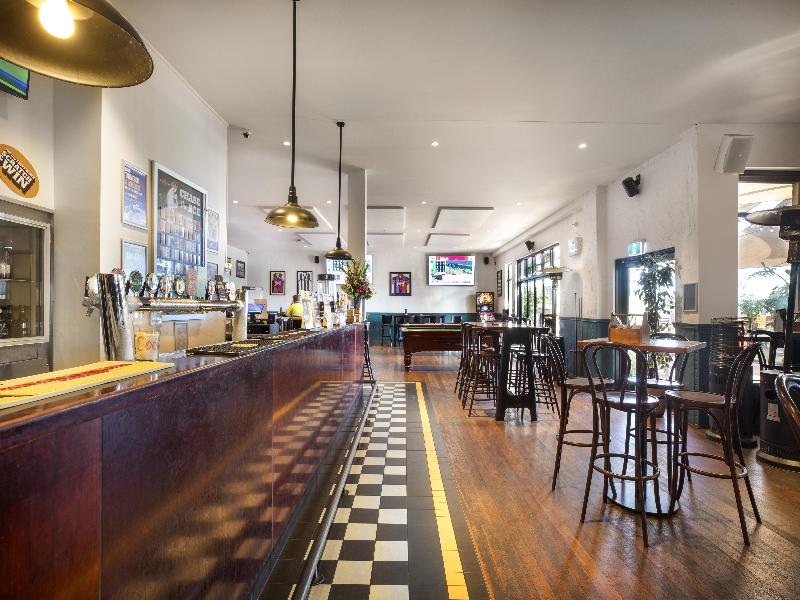 Nightcap At Wanneroo Tavern image