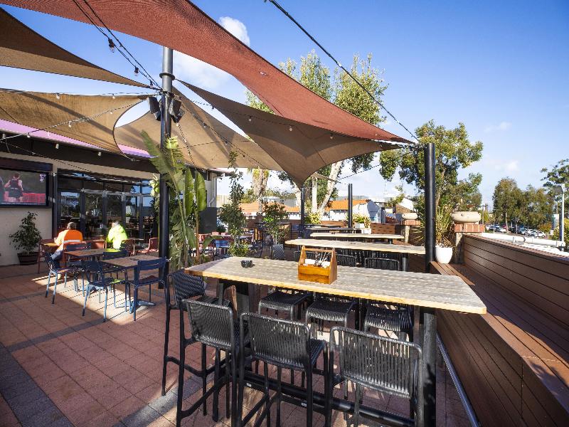 Nightcap At Wanneroo Tavern image