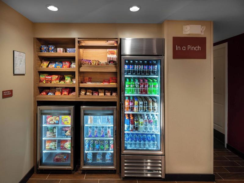 Towneplace Suites By Marriott Milwaukee Oak Creek image
