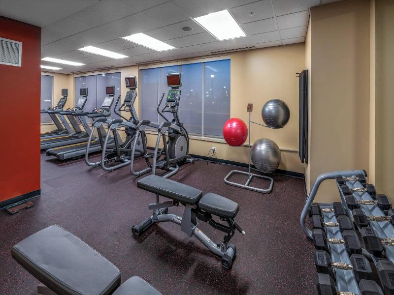 Towneplace Suites By Marriott Milwaukee Oak Creek image