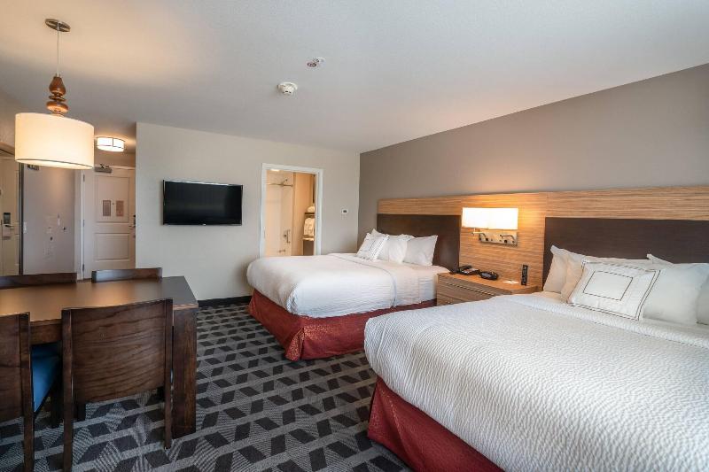 Towneplace Suites By Marriott Milwaukee Oak Creek image