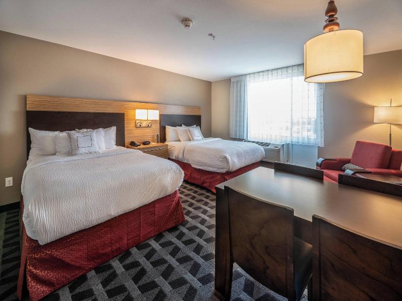 Towneplace Suites By Marriott Milwaukee Oak Creek image