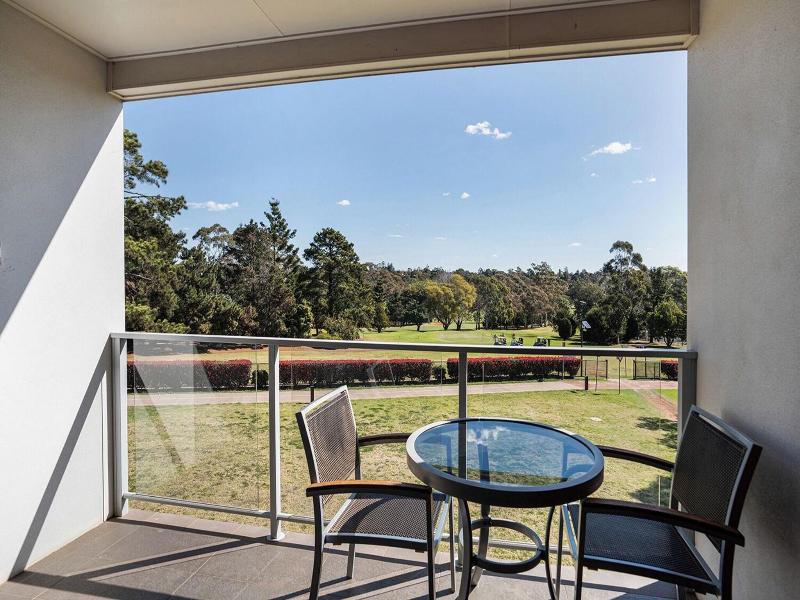 City Golf Club Motel image