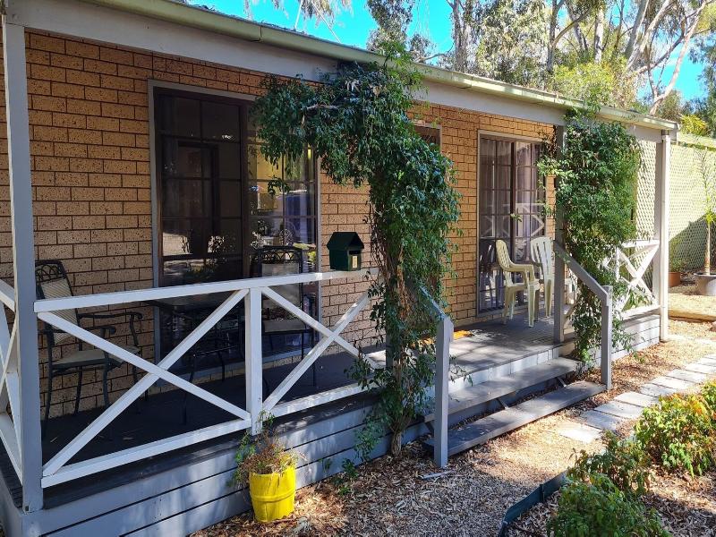 Barossa Country Cottages image