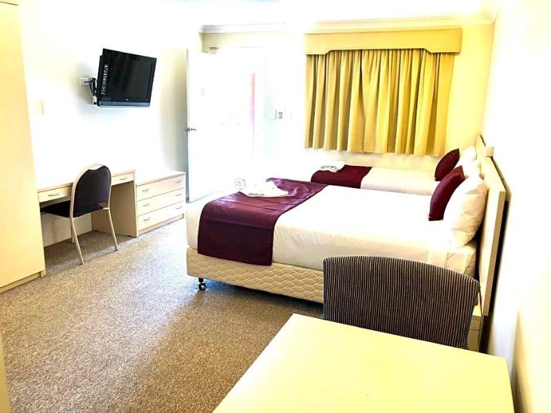 Overlander Motor Lodge Pty Ltd image