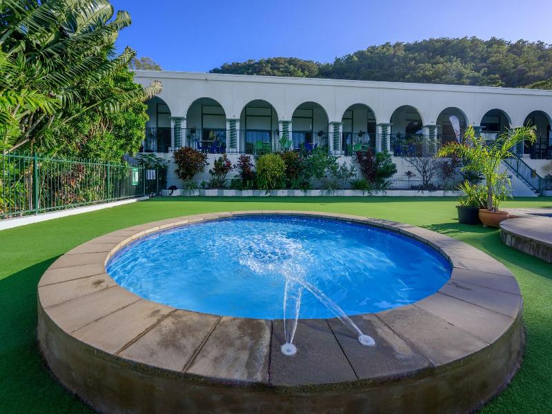 Amaroo On Mandalay Hotel
