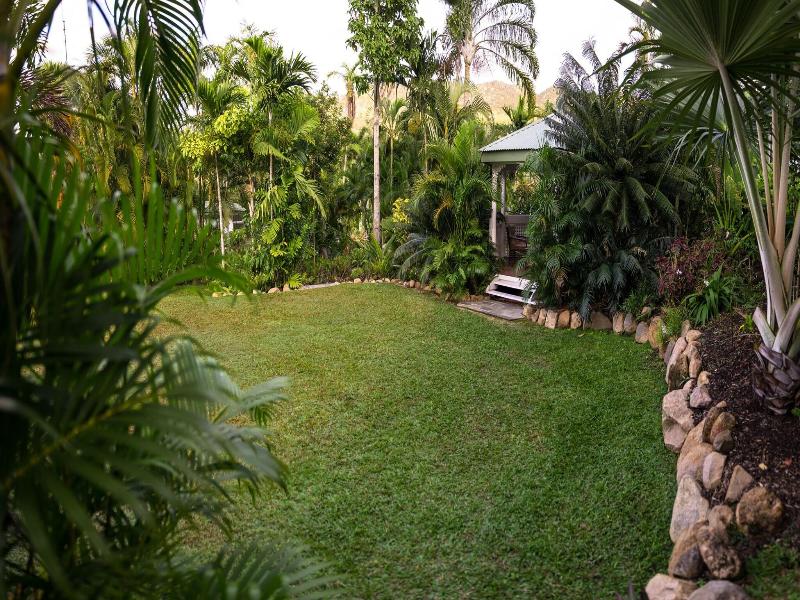 Amaroo On Mandalay Hotel