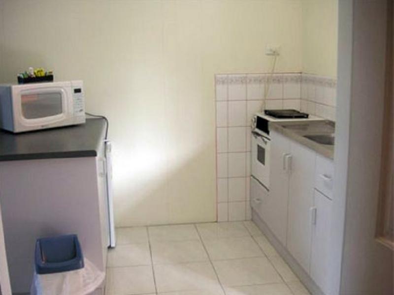 Cairns Holiday Lodge image