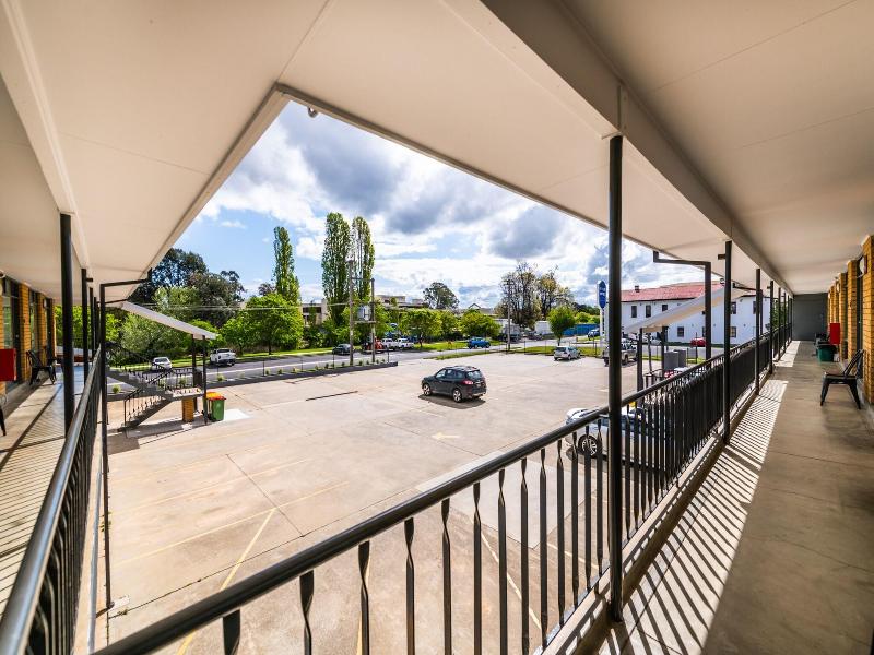 Leagues Motel image