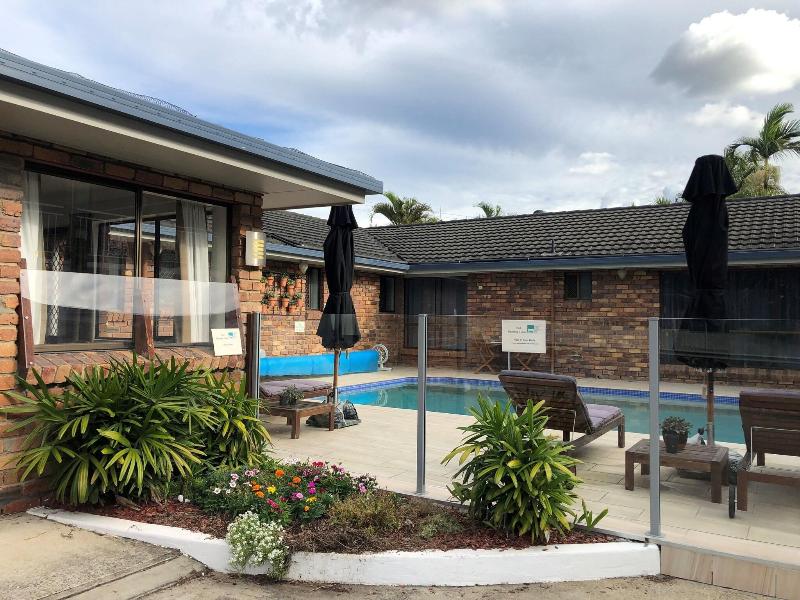 Logan City Motor Inn image