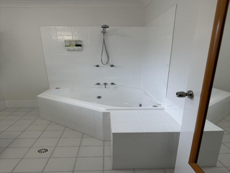 Logan City Motor Inn image