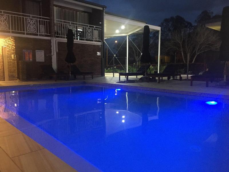 Logan City Motor Inn image