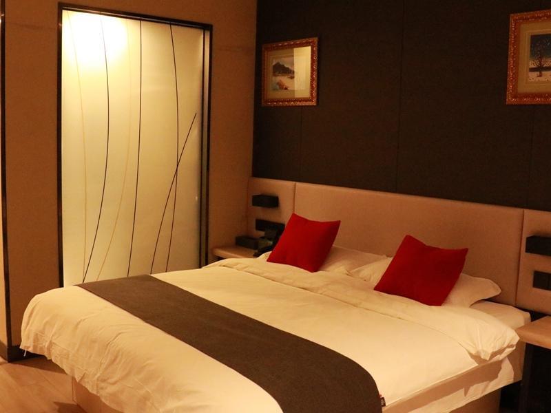 Thank Inn Plus Suqian Tianmuhongfeng Flagship Stor