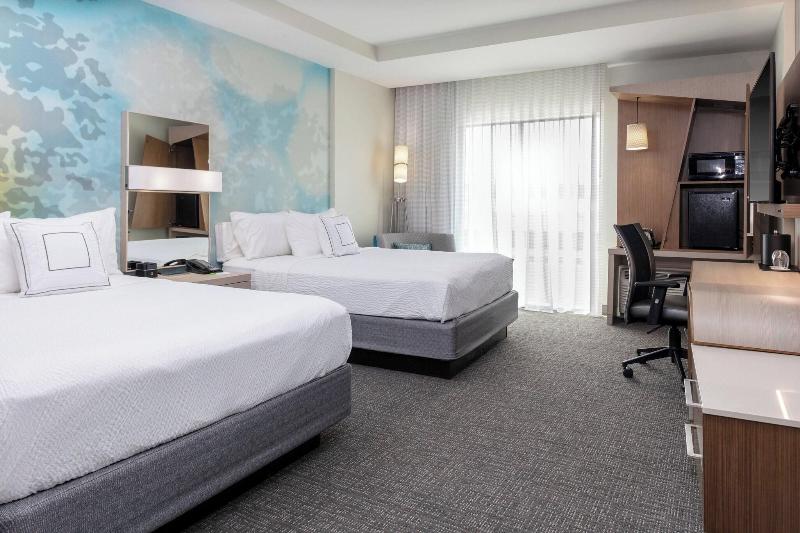 Courtyard By Marriott Indianapolis West Speedway image