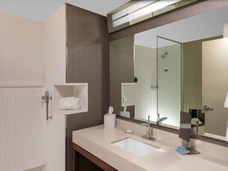 Courtyard By Marriott Indianapolis West Speedway image