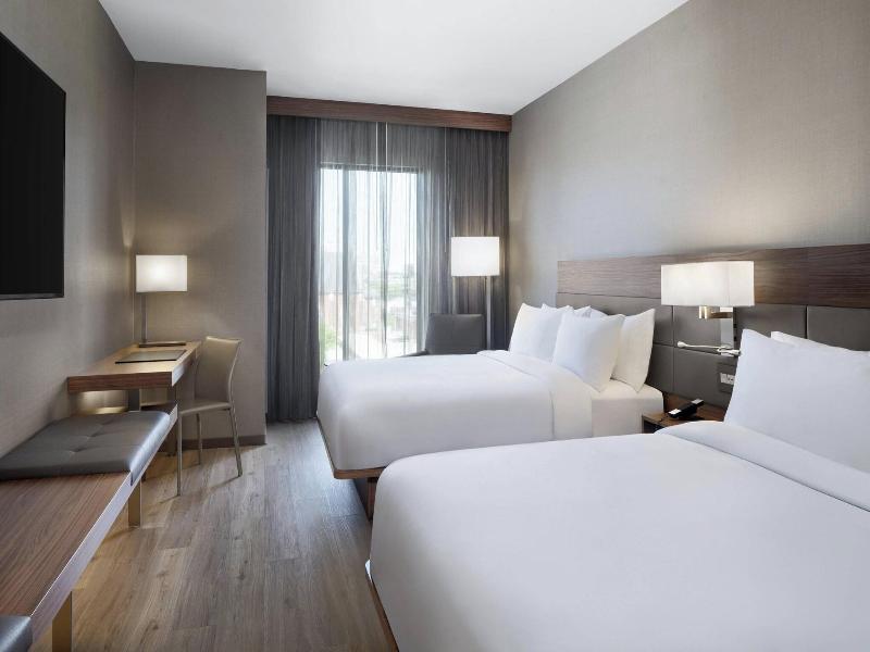 Ac Hotel By Marriott Louisville Downtown image