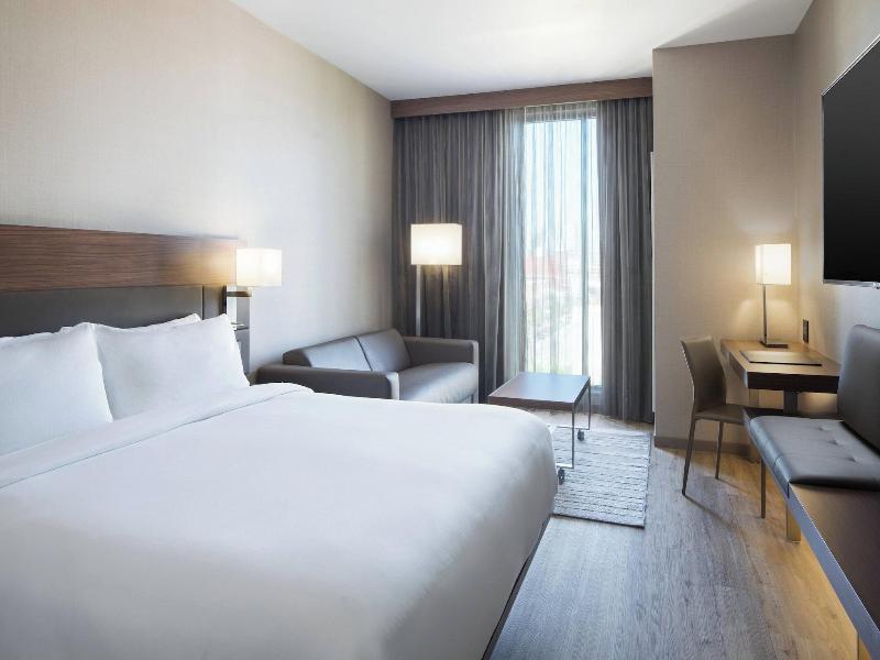 Ac Hotel By Marriott Louisville Downtown image