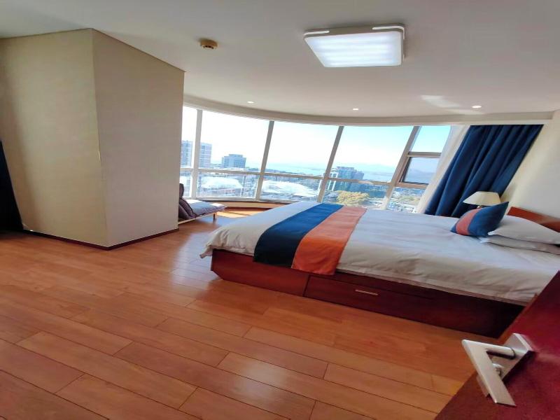 Eastking Business Hotel image