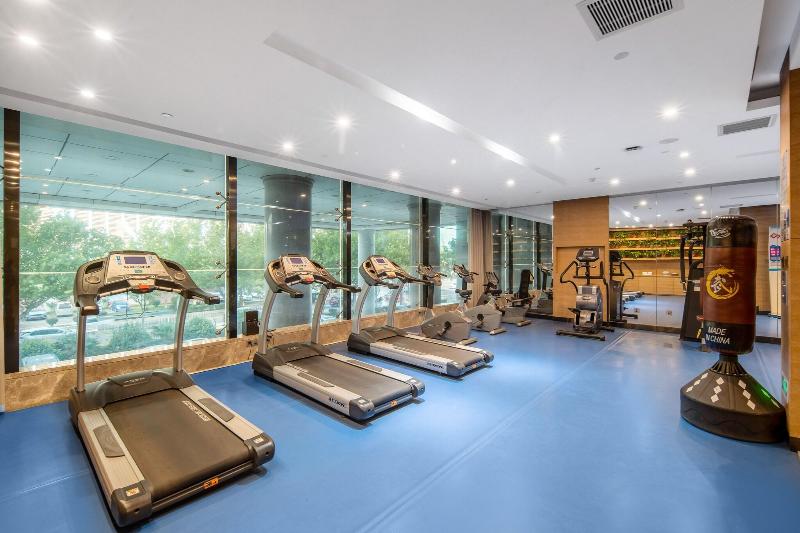 Novotel Huashan image