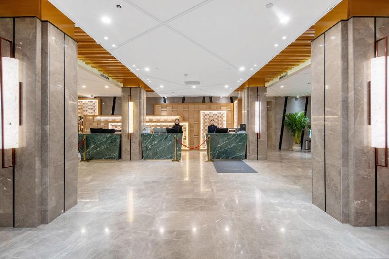 Novotel Huashan image