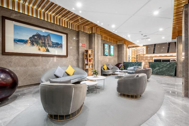 Novotel Huashan image