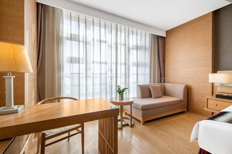 Novotel Huashan image