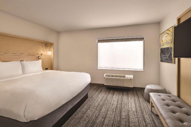 Radisson Hotel Atlanta Airport image