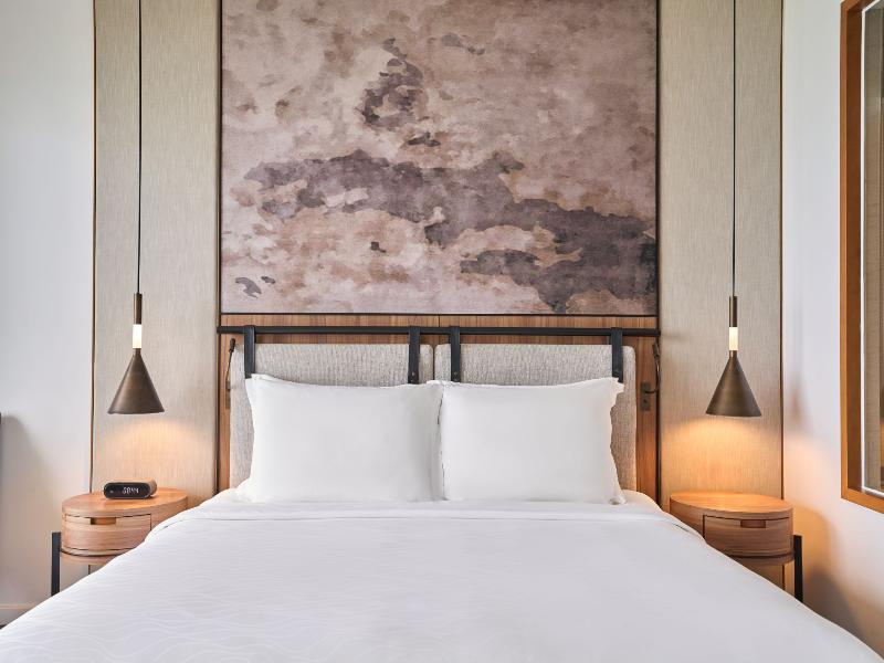 Movenpick Resort Waverly Phu Quoc image