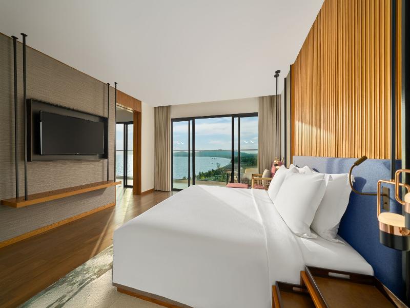 Movenpick Resort Waverly Phu Quoc image