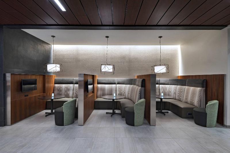 Courtyard By Marriott Jackson Madison image