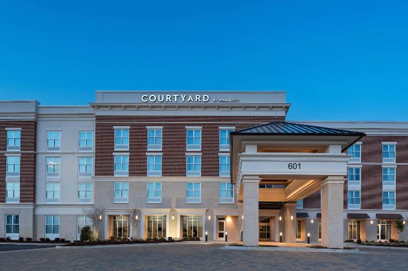 Courtyard By Marriott Jackson Madison image