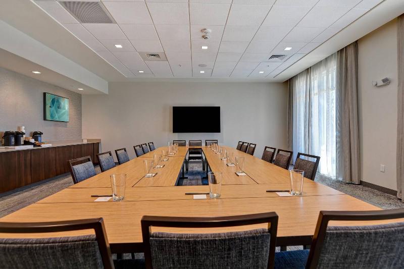 Courtyard By Marriott Jackson Madison image
